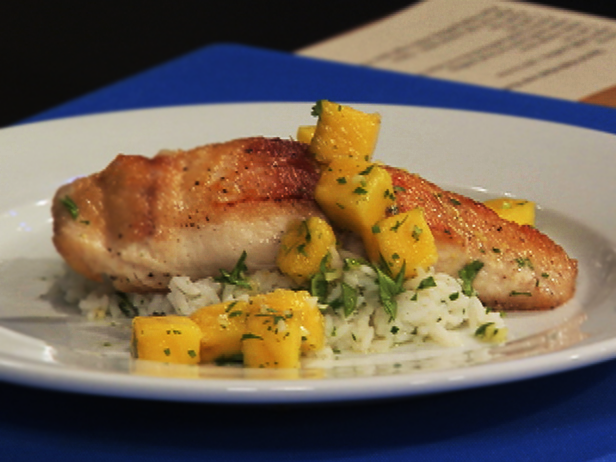 WO0207_Roberts-Mahi-Mahi-Main-Dish-01_s4x3 Featured Image