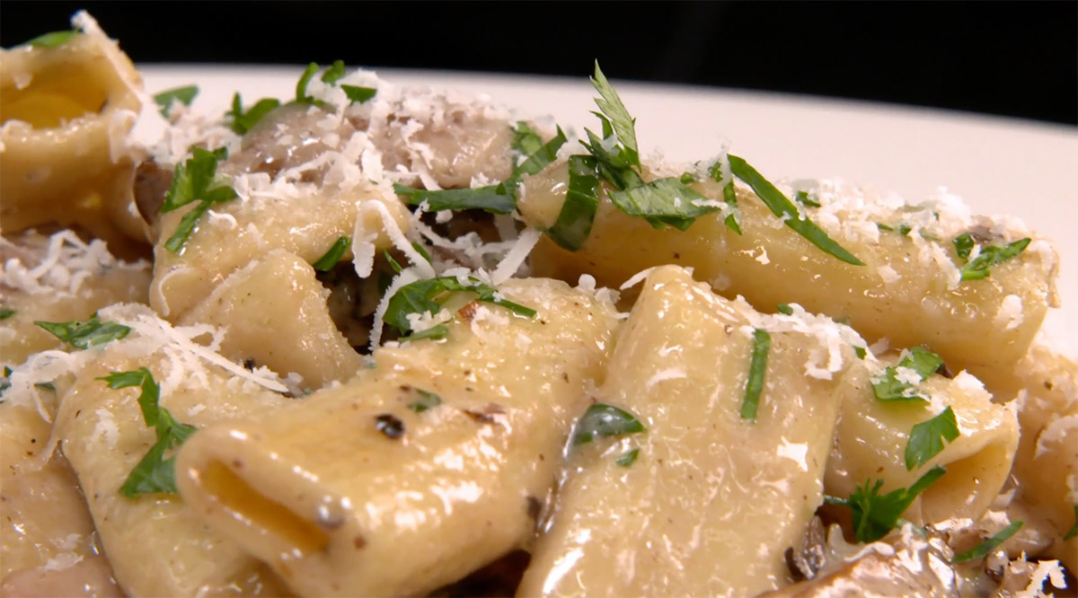Mushroom-Rigatoni Featured Image